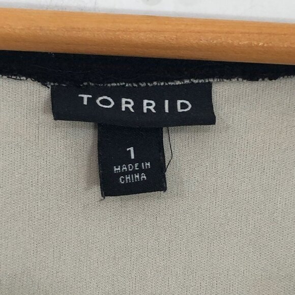 Torrid Lace Formal Party Overlay Challis Wedding Skater Dress Size 1X Used - Picture 6 of 6